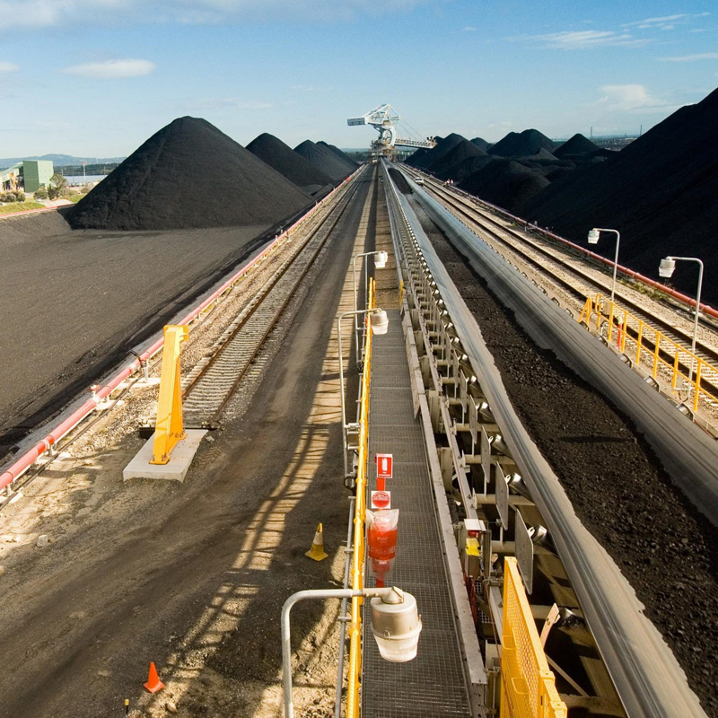 สายพานลำเลียงแบบเอียงเหมืองหินความจุขนาดใหญ่